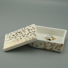 Boîte à bijoux en céramique avec couvercle