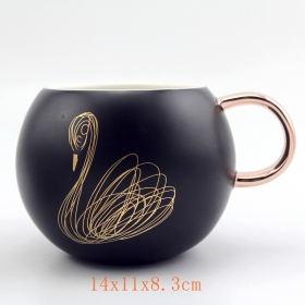 Ceramic Swan Mug White and Rose Gold